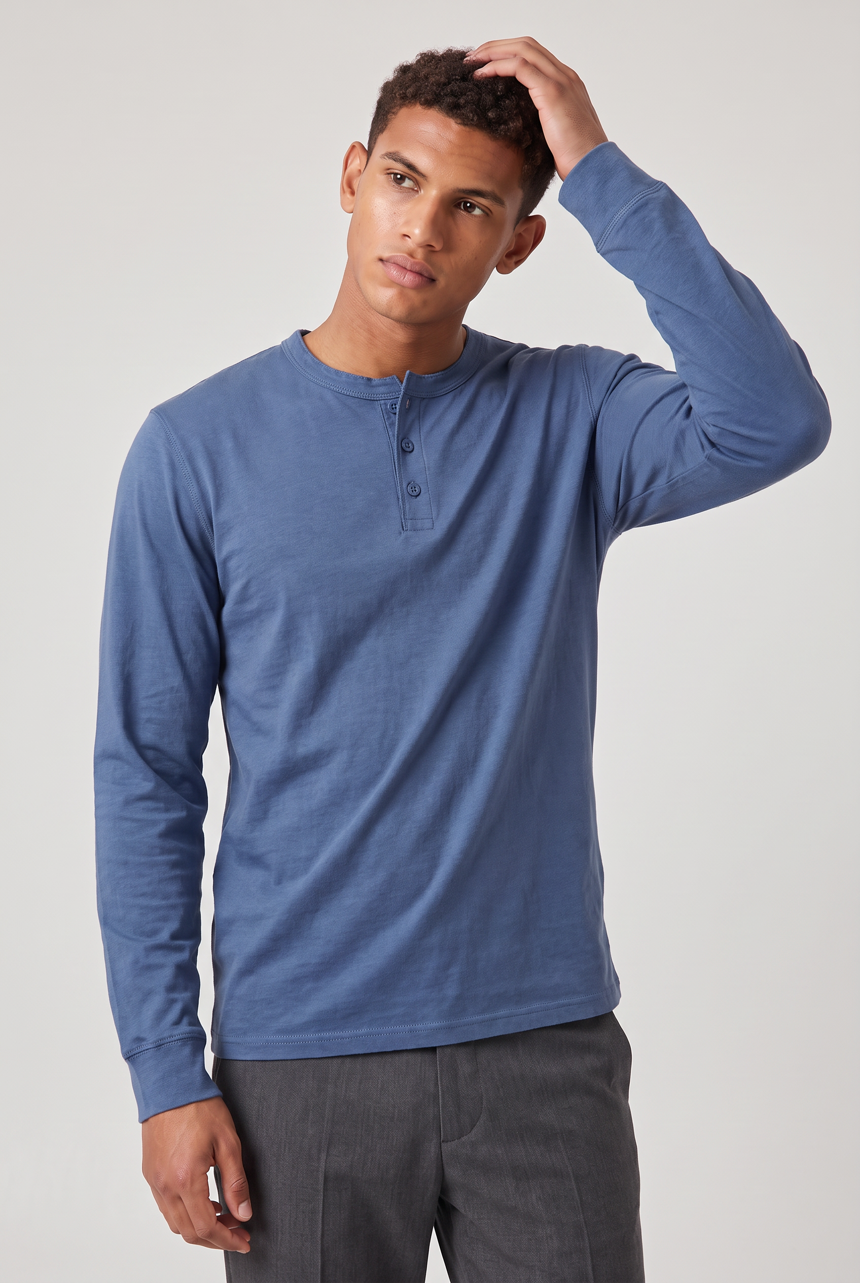 Męska koszula Henley z długim rękawem - Regular Fit, z guzikiem