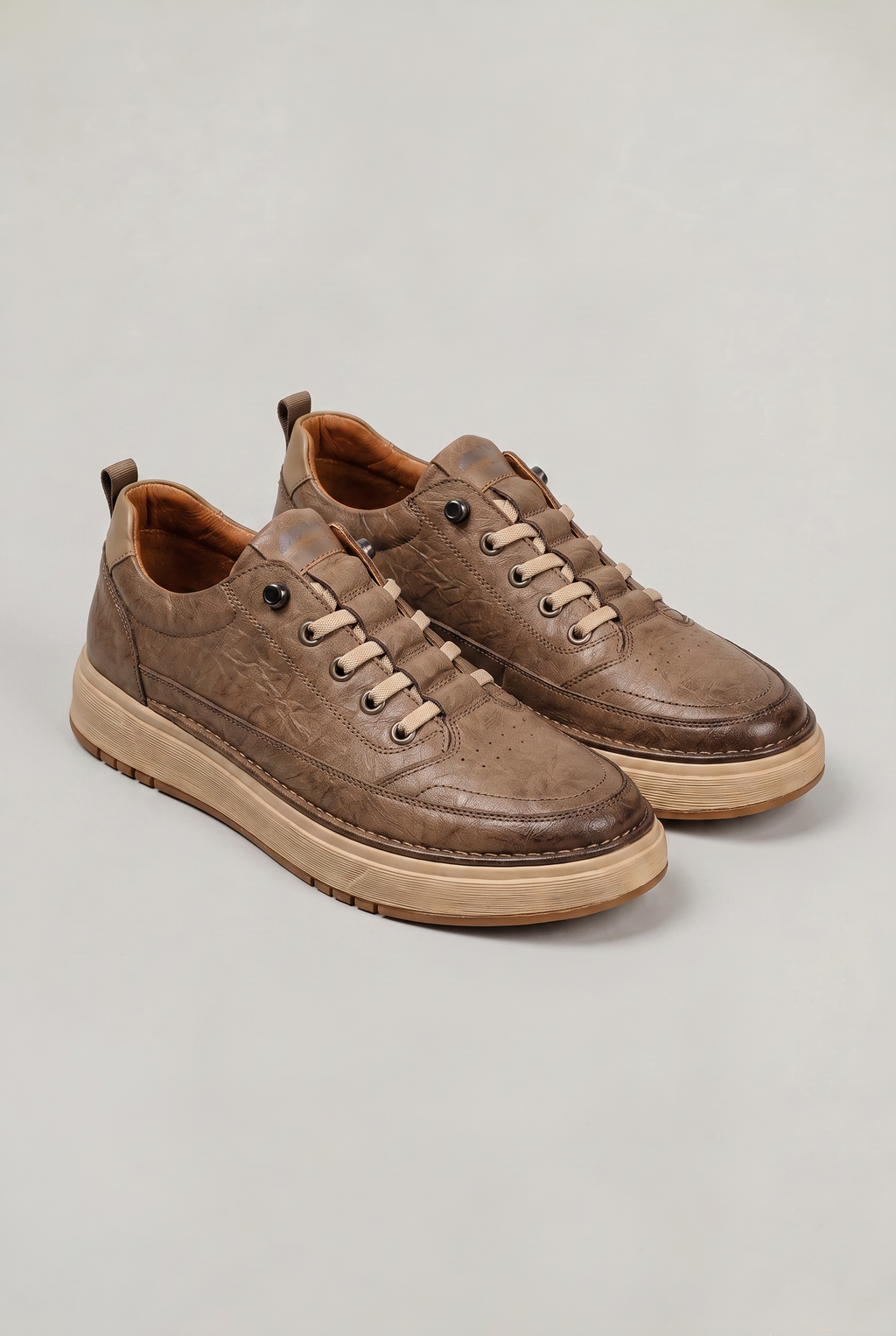 Męskie syntetyczne sneakersy niskie z sznurowadłami